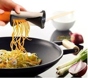 Tăiător de legume în formă de spirală