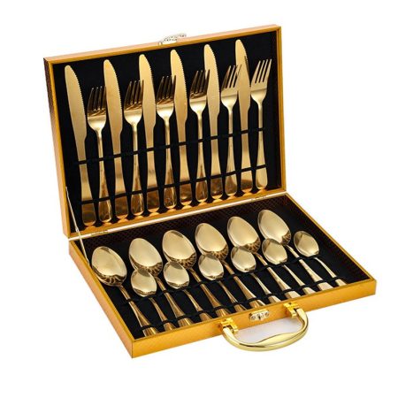Set de tacâmuri auriu, 24 piese